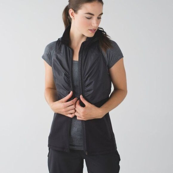 Lululemon Kanto Catch Me Vest Black Hooded Ponytail V Inverted back - Picture 2 of 14